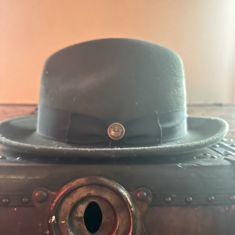 Goorin Bros. “Dean the Butcher” used.